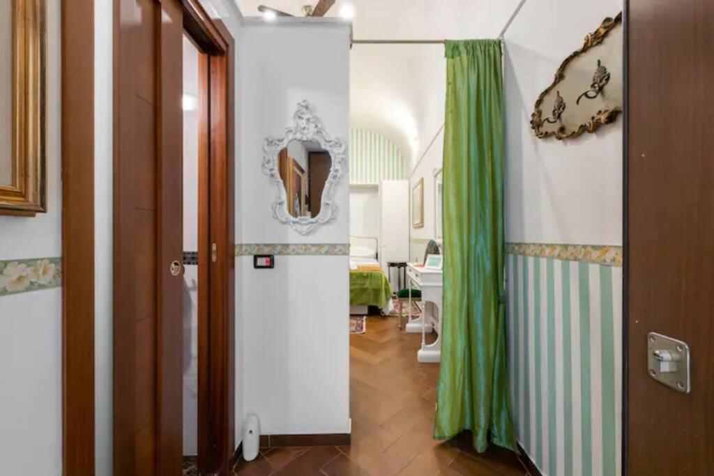Apt 0 In The Historic Center Bari Exterior foto